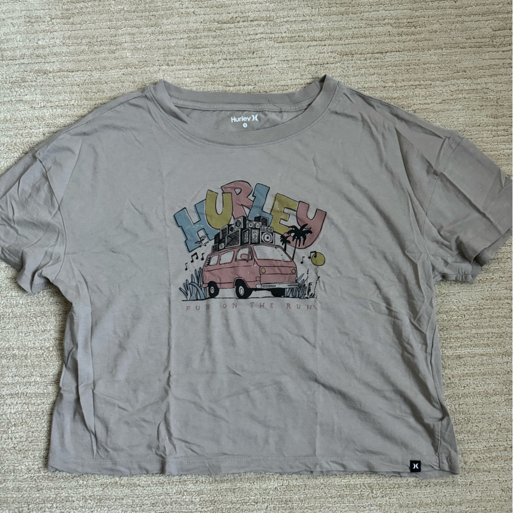 Hurley graphic tee (S)